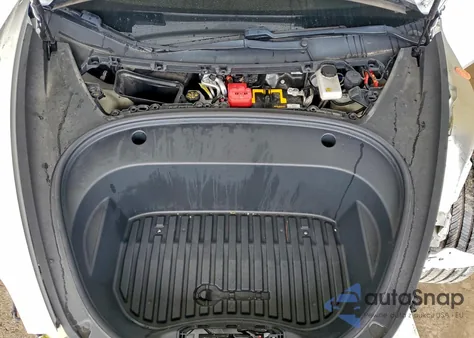 2021 Tesla Model 3 z USA, uszkodzony, nr VIN 5YJ3E1EC4MF029547